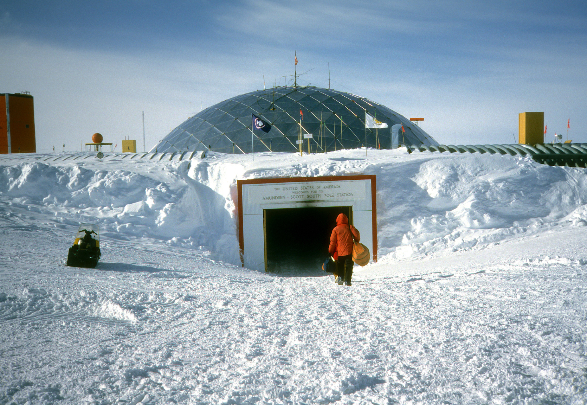 Entrance to Amundsen–Scott South Pole Station